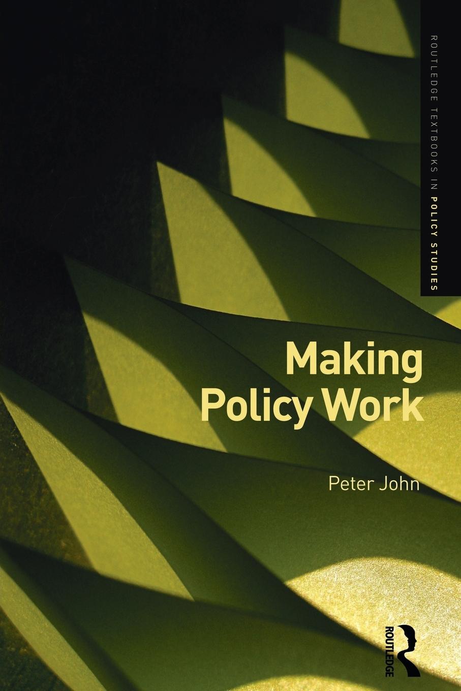Vorderes Coverbild Making Policy Work