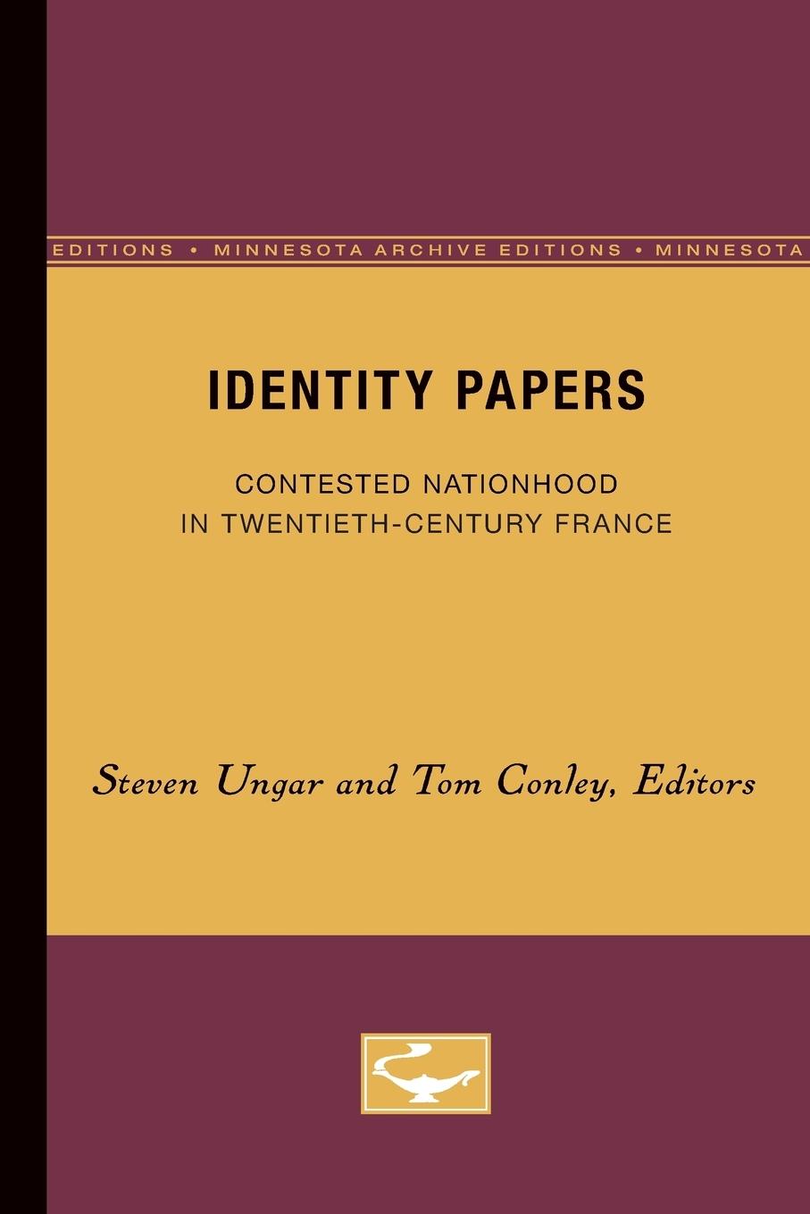 Vorderes Coverbild Identity Papers