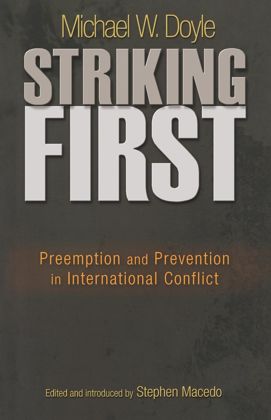 Vorderes Coverbild Striking First