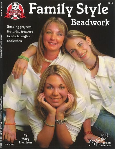Vorderes Coverbild Family Style Beadwork