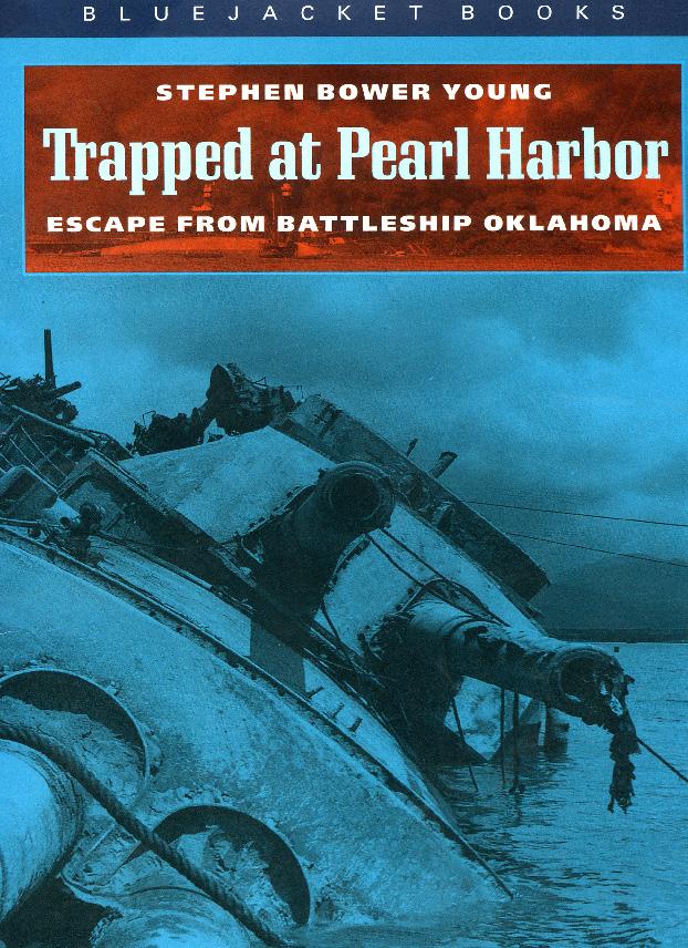 Vorderes Coverbild Trapped at Pearl Harbor