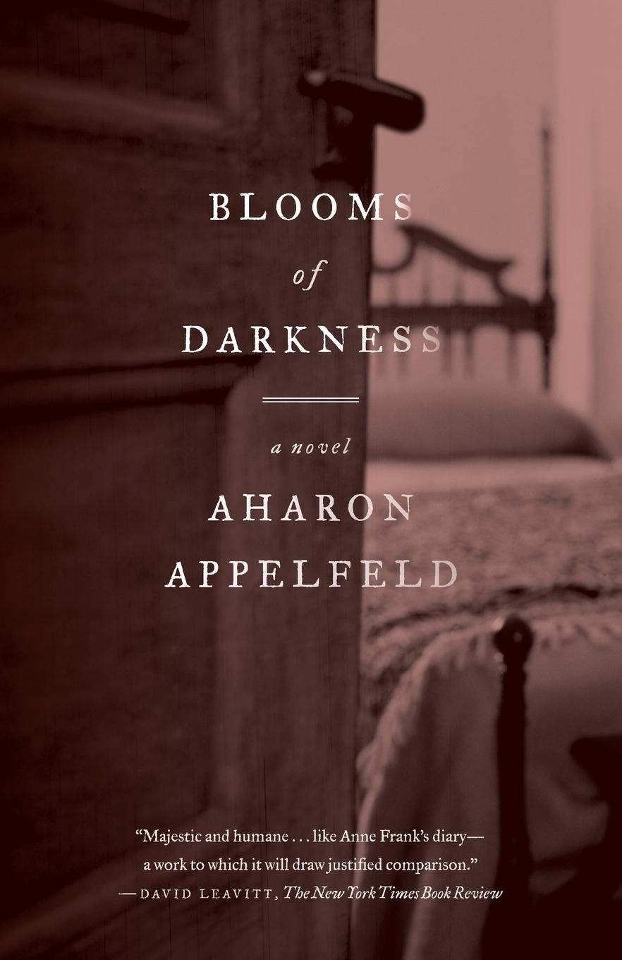 Vorderes Coverbild Blooms of Darkness