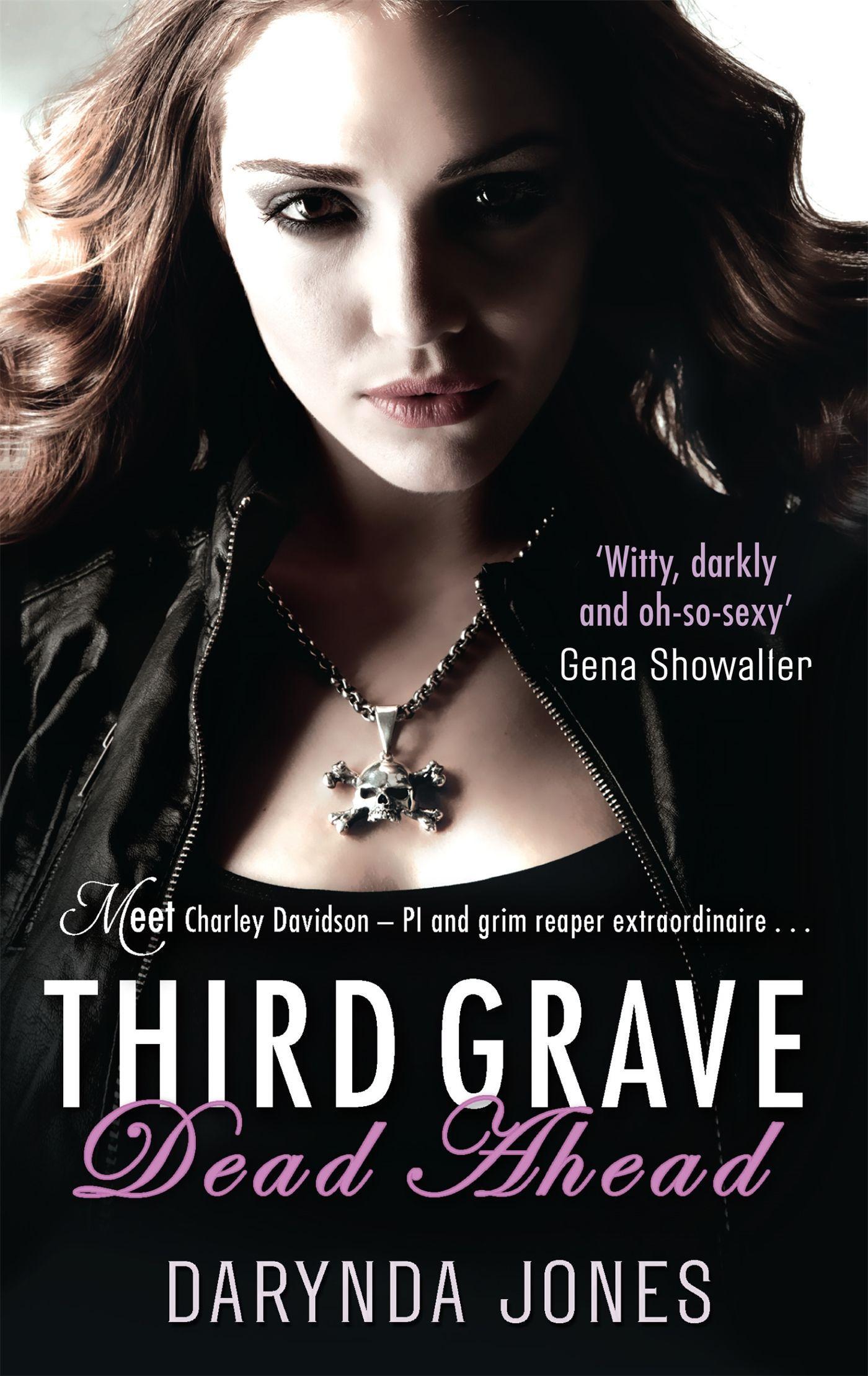 Vorderes Coverbild Third Grave Dead Ahead