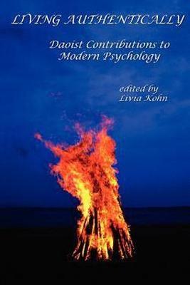 Vorderes Coverbild Living Authentically