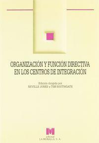 Vorderes Coverbild Organización y función directiva en los centros de integración