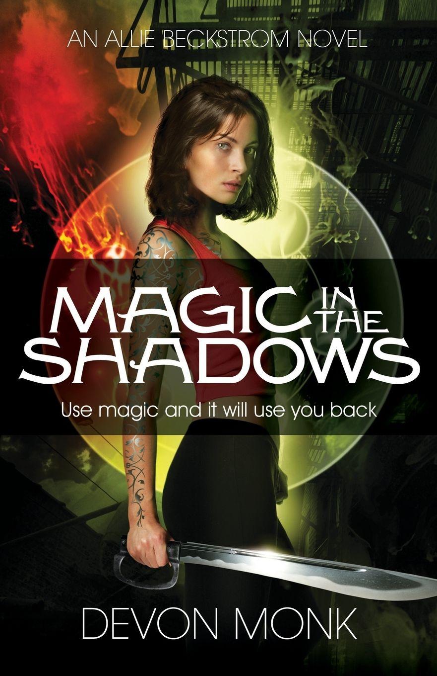 Vorderes Coverbild Magic in the Shadows