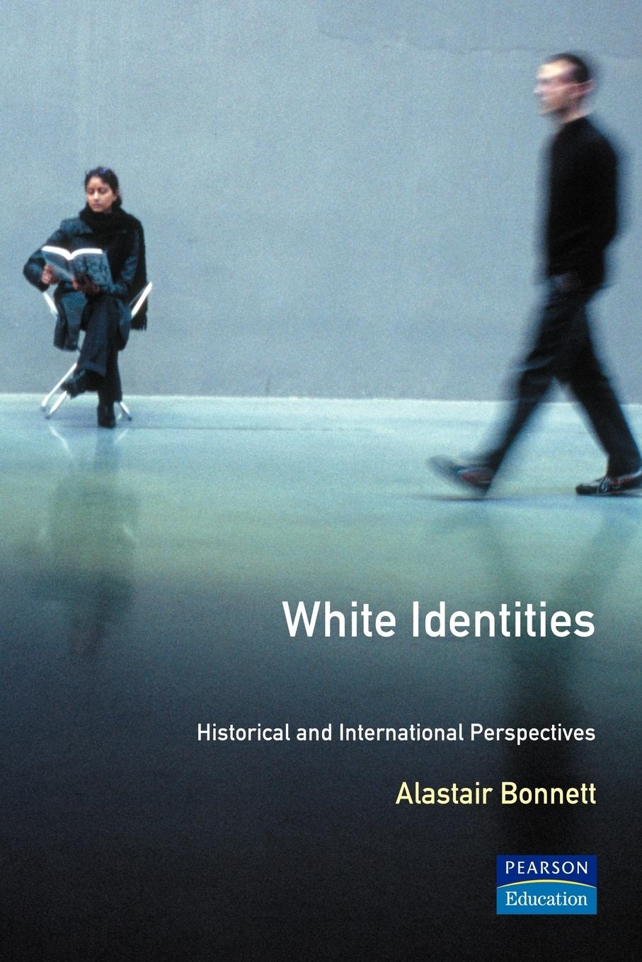 Vorderes Coverbild White Identities