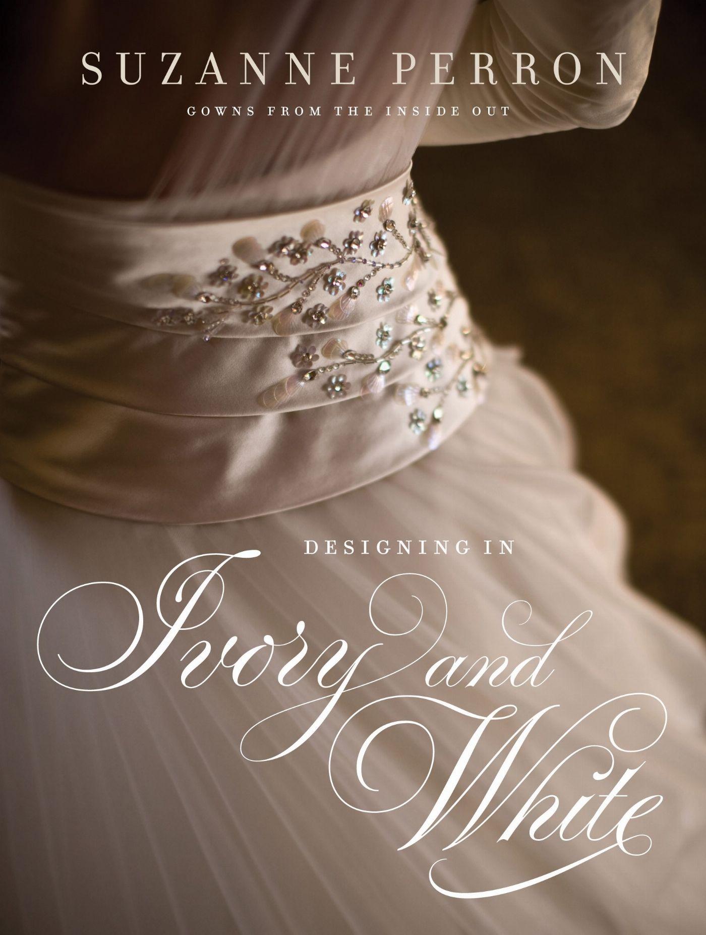 Vorderes Coverbild Designing in Ivory and White
