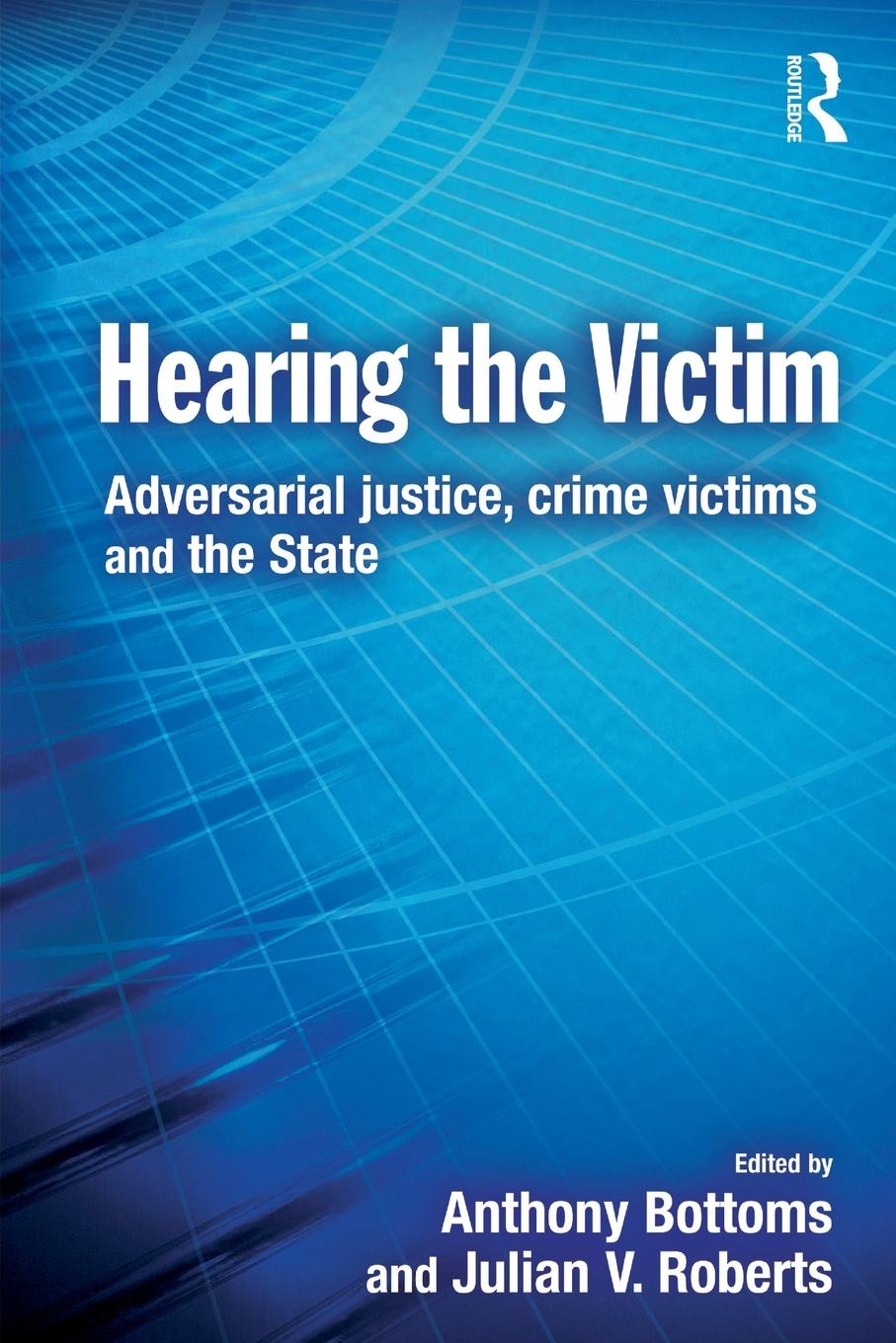 Vorderes Coverbild Hearing the Victim