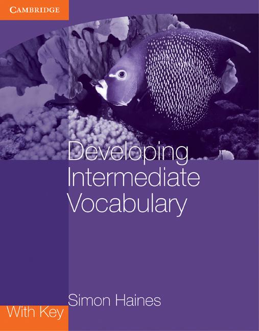 Vorderes Coverbild Developing Intermediate Vocabulary