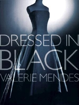 Vorderes Coverbild Dressed in Black