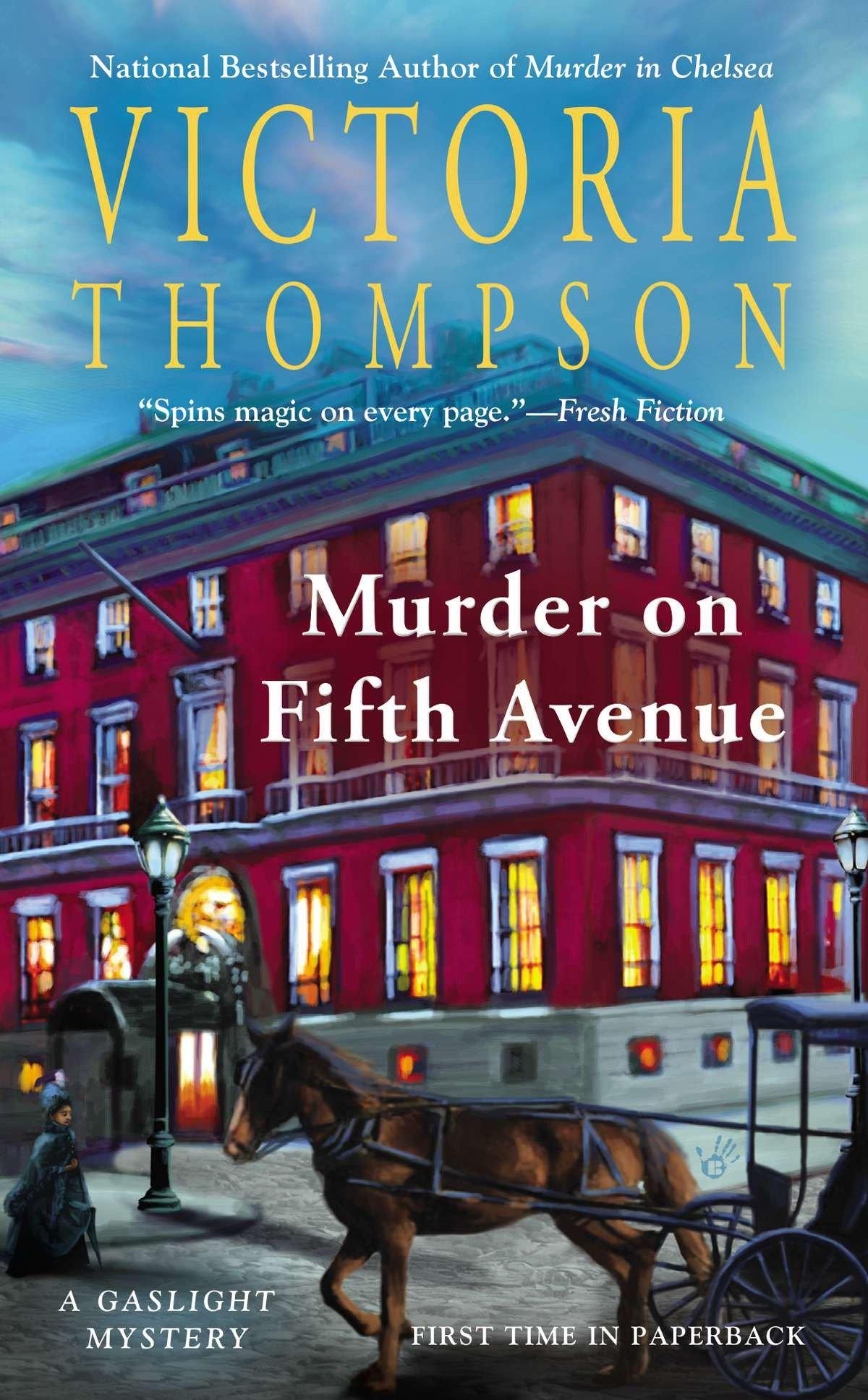 Vorderes Coverbild Murder on Fifth Avenue