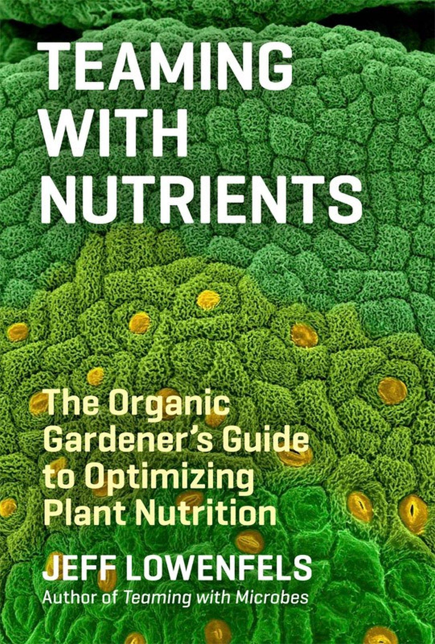 Vorderes Coverbild Teaming with Nutrients