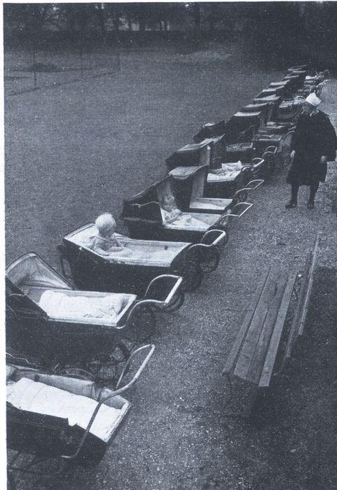 Vorderes Coverbild Family Secrets