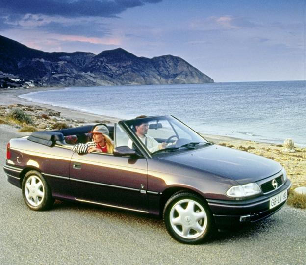 Beispielinhalt (Bild) Opel Fahrzeug-Chronik 03: 1991-2012