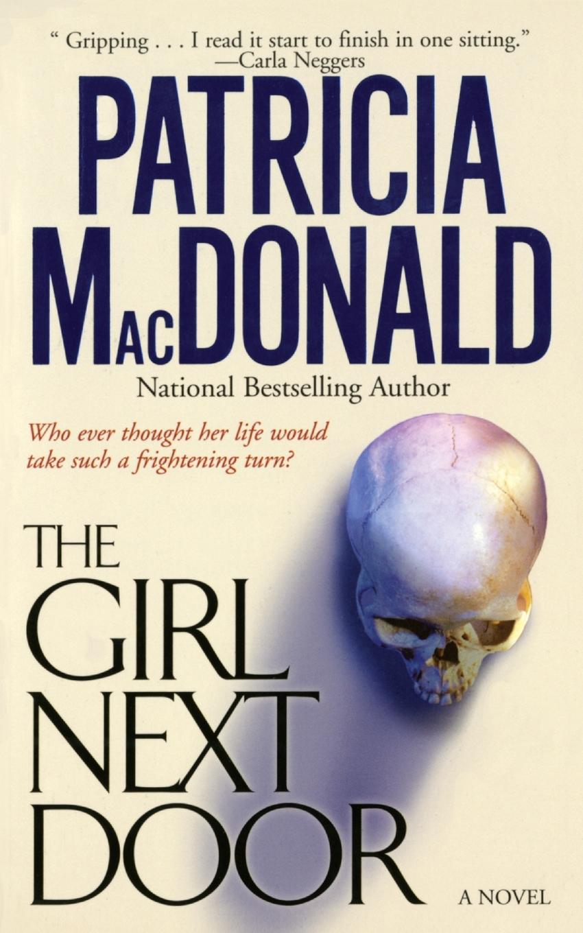 Vorderes Coverbild GIRL NEXT DOOR