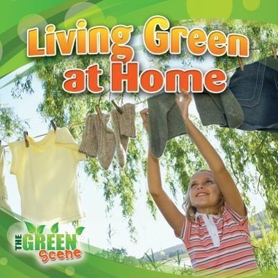 Vorderes Coverbild Living Green at Home