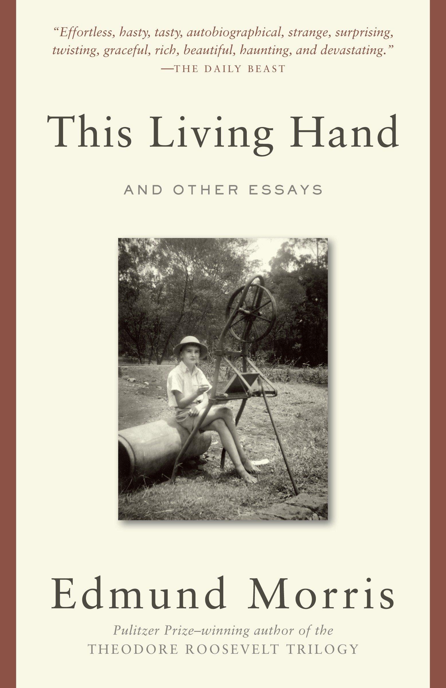 Vorderes Coverbild This Living Hand