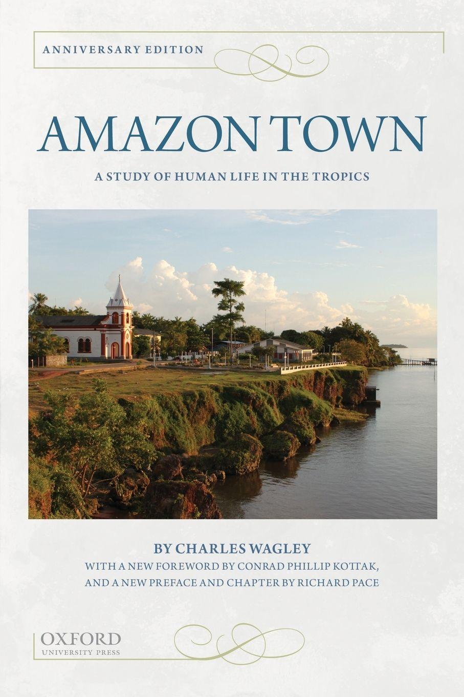 Vorderes Coverbild Amazon Town