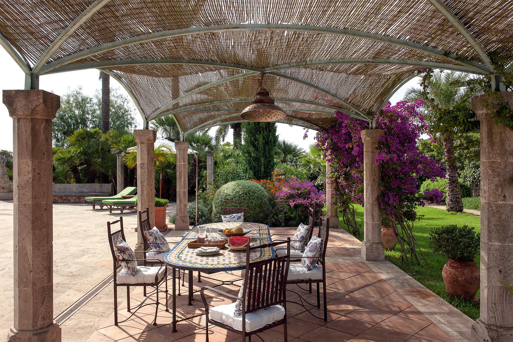 Beispielinhalt (Bild) Gartenhäuser, Wintergärten, Überdachungen