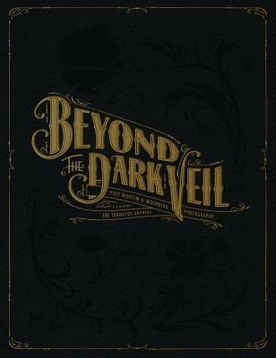Vorderes Coverbild Beyond the Dark Veil