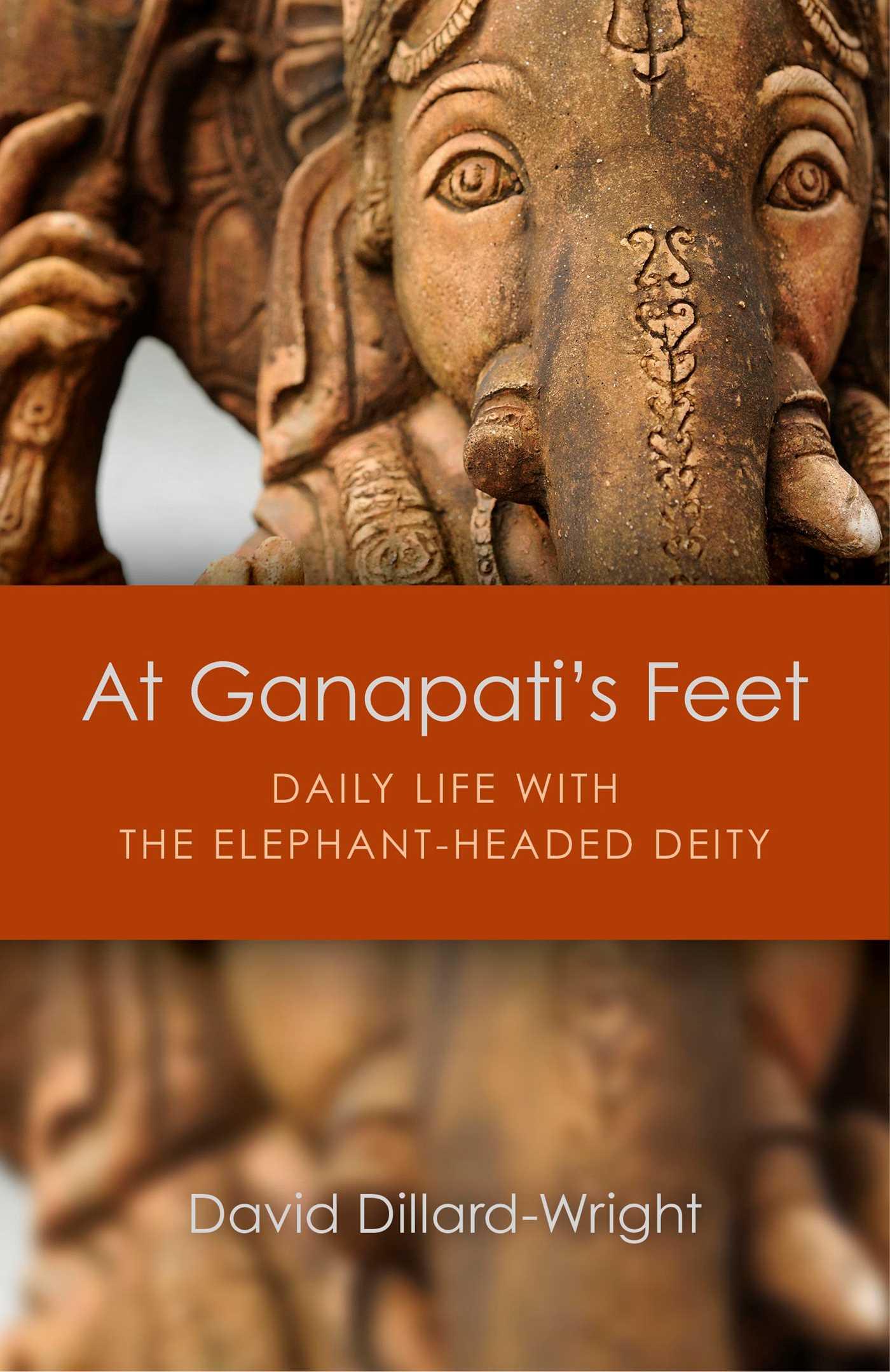 Vorderes Coverbild At Ganapati's Feet