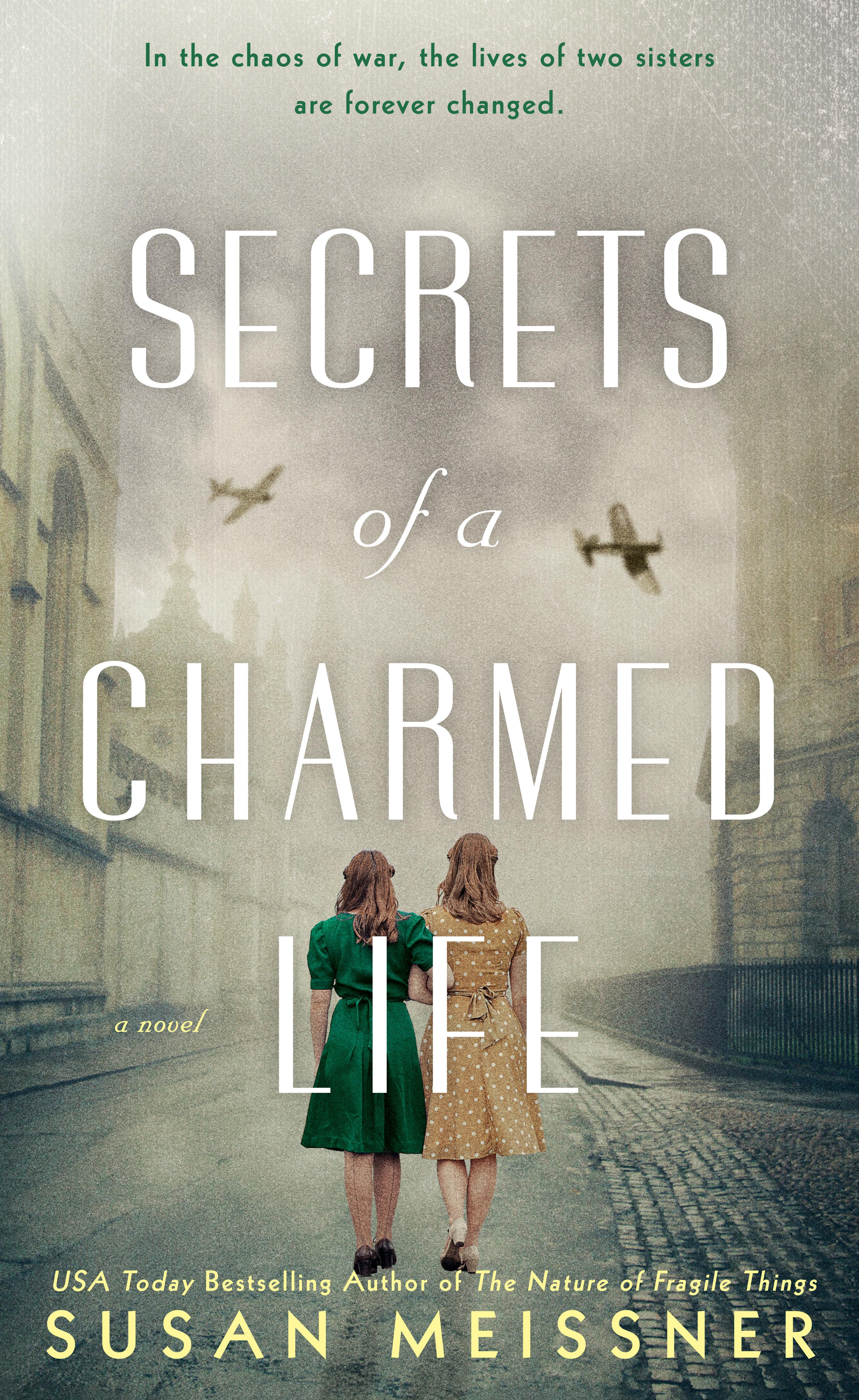 Vorderes Coverbild Secrets of a Charmed Life