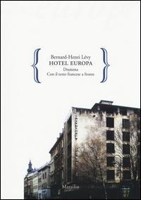 Vorderes Coverbild Hotel Europa. Testo francese a fronte
