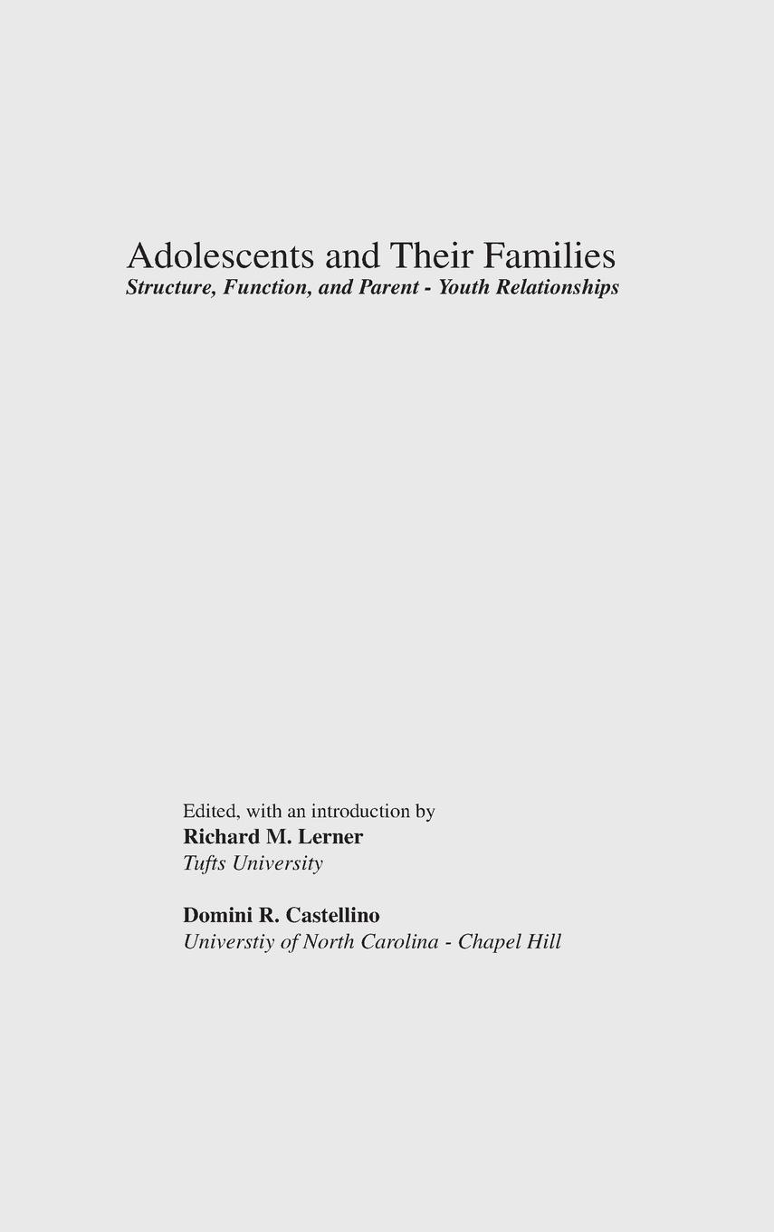 Vorderes Coverbild Adolescents and Their Families