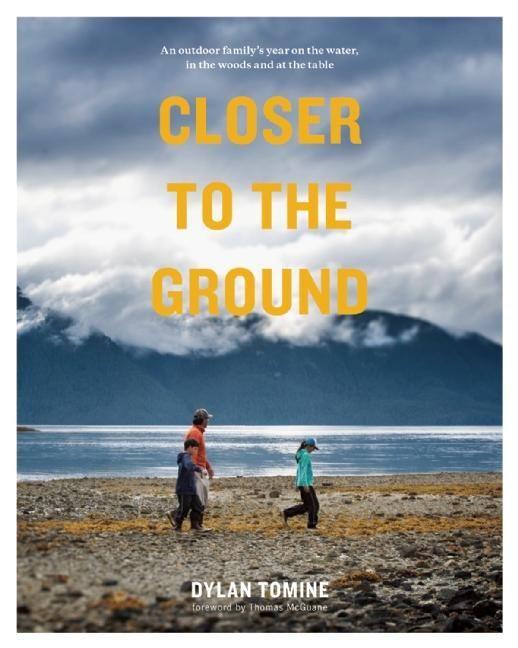 Vorderes Coverbild Closer to the Ground