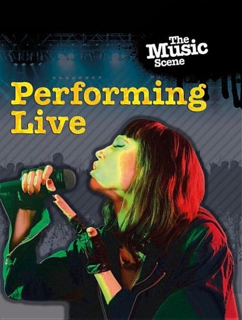 Vorderes Coverbild Performing Live
