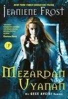 Vorderes Coverbild Mezardan Uyanan