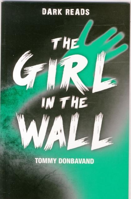 Vorderes Coverbild The Girl in the Wall