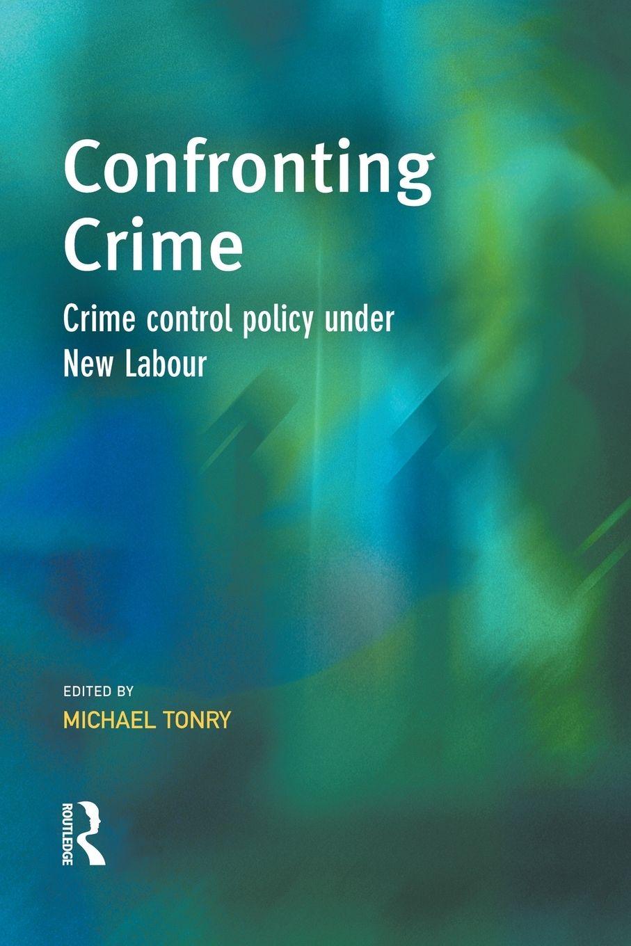 Vorderes Coverbild Confronting Crime