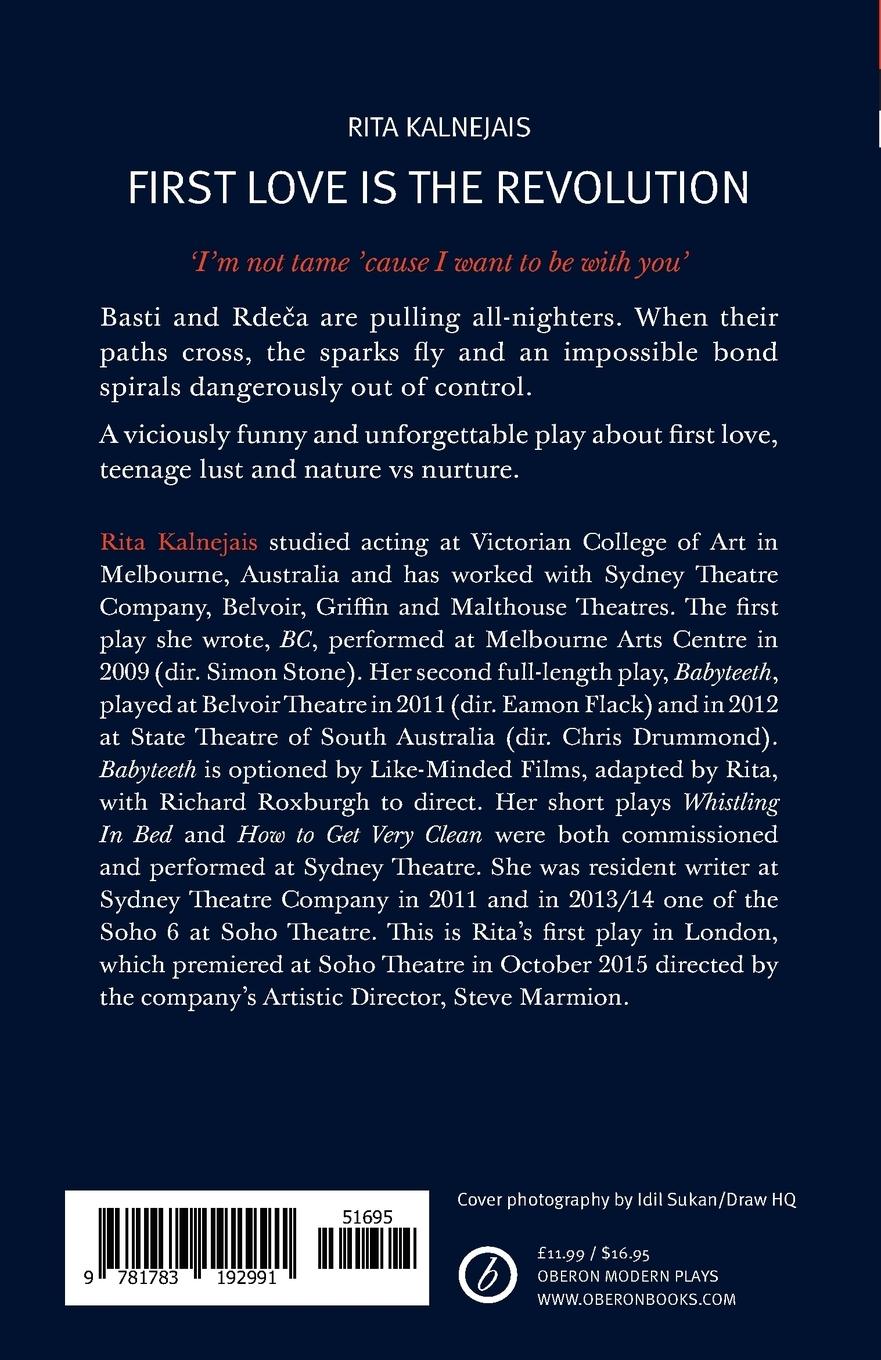 Rückseitencover First Love Is the Revolution