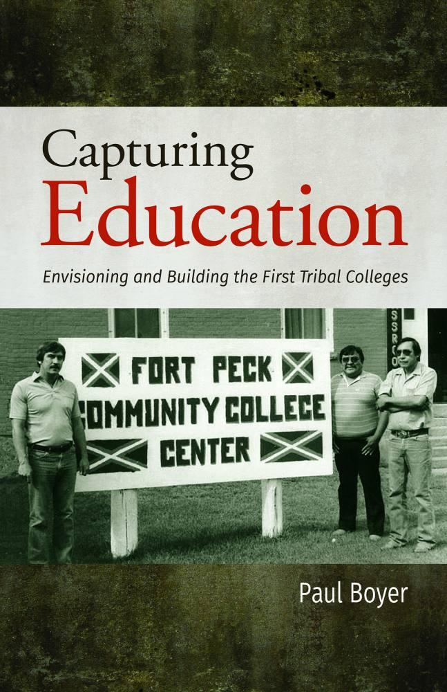 Vorderes Coverbild Capturing Education