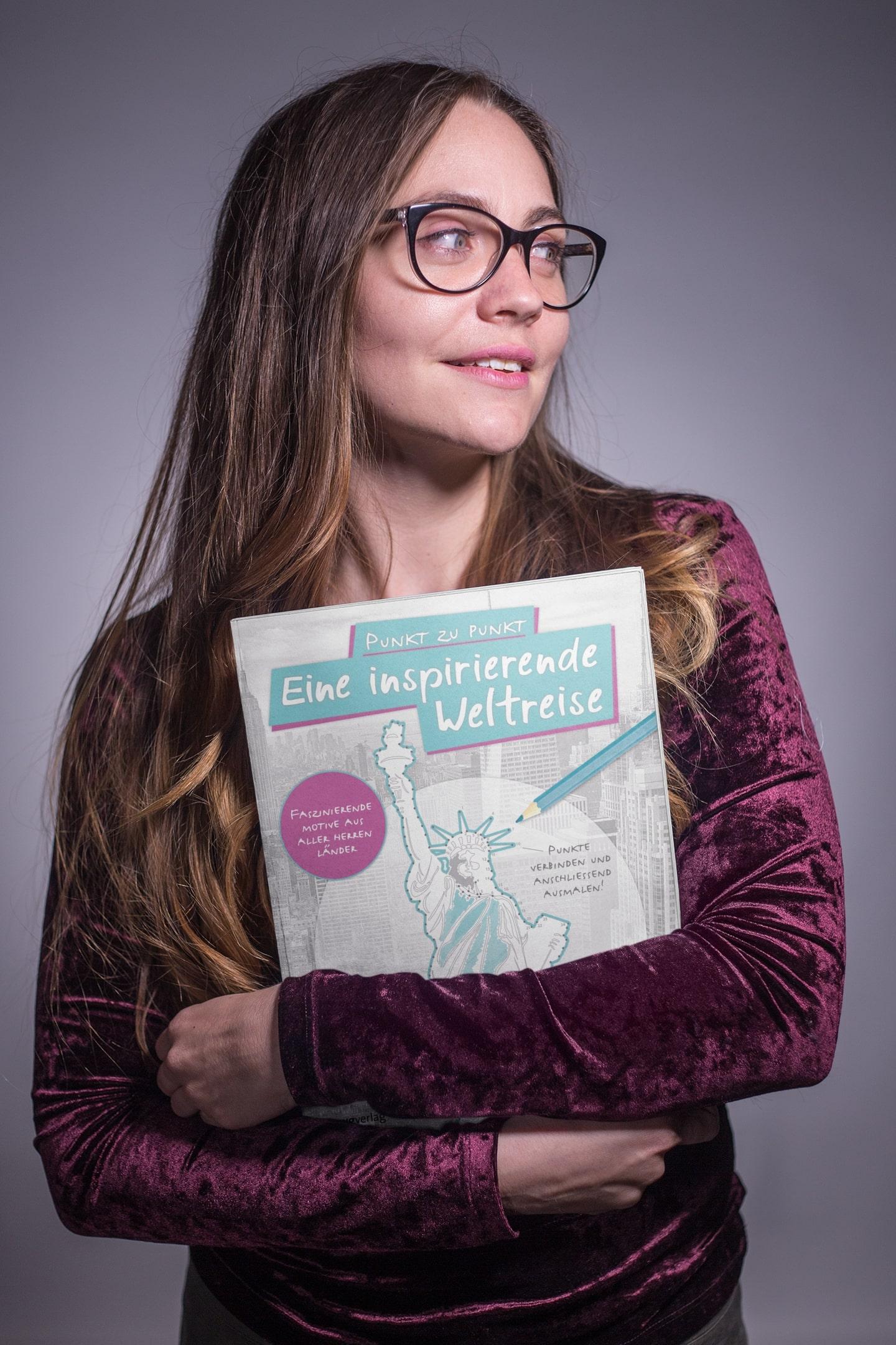 Beispielinhalt (Bild) Punkt zu Punkt: Eine inspirierende Weltreise: Malbuch für Erwachsene