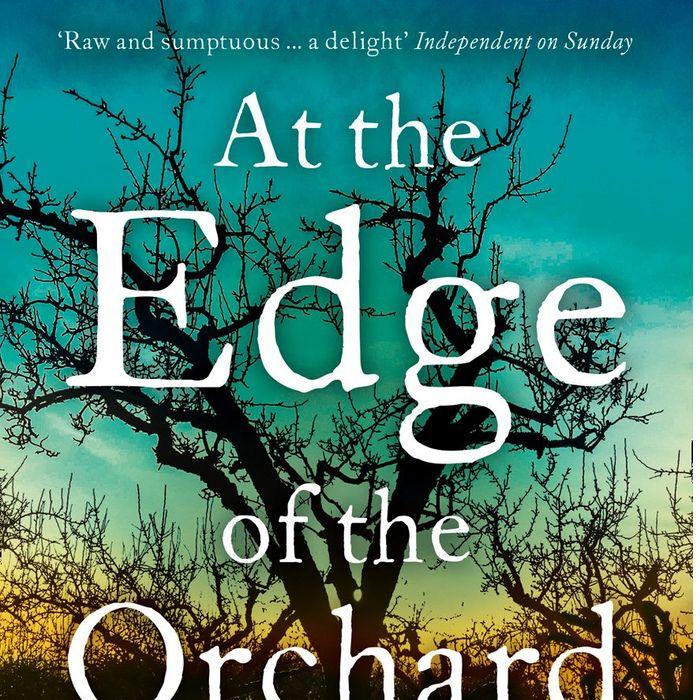 Vorderes Coverbild At the Edge of the Orchard