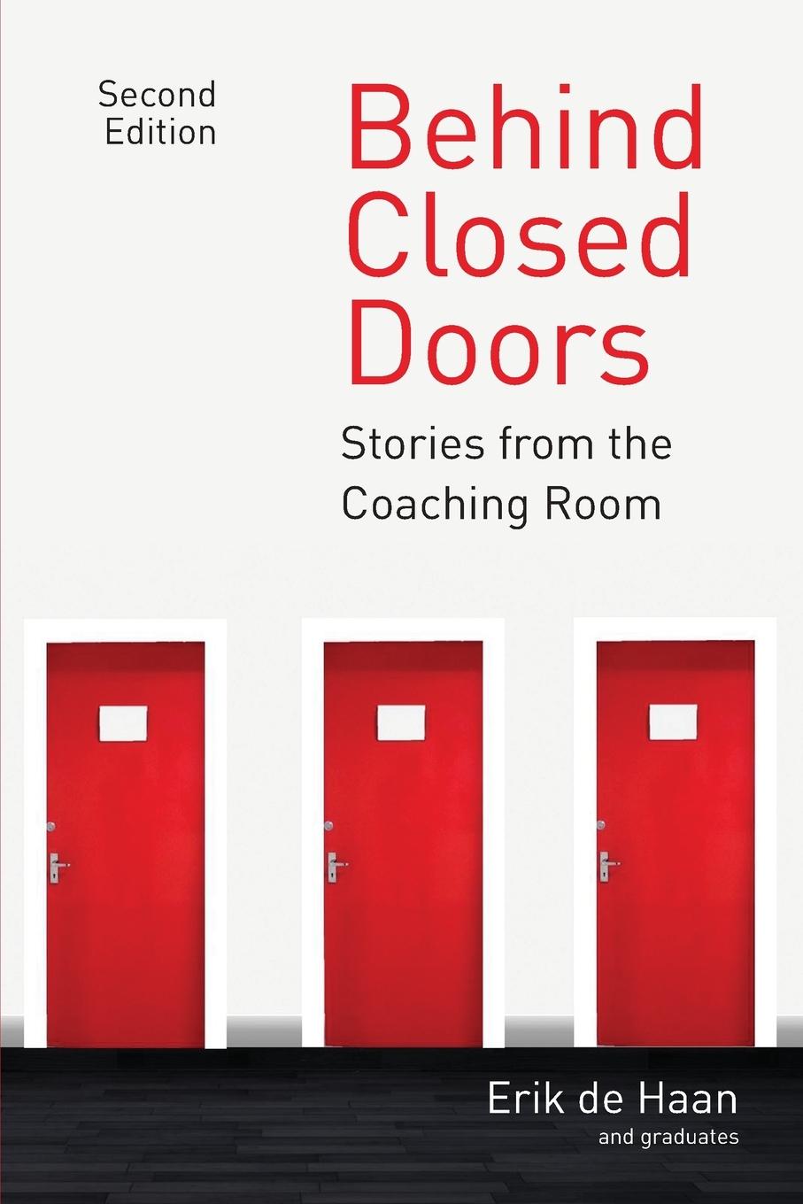 Vorderes Coverbild Behind Closed Doors