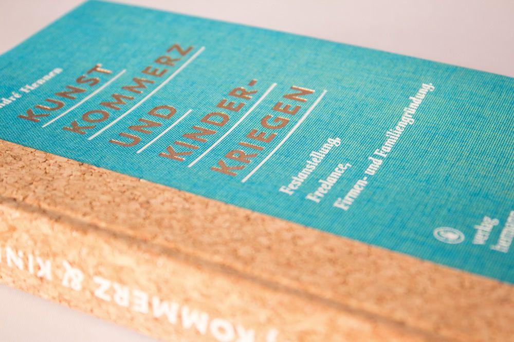 Beispielinhalt (Bild) Kunst, Kommerz und Kinderkriegen