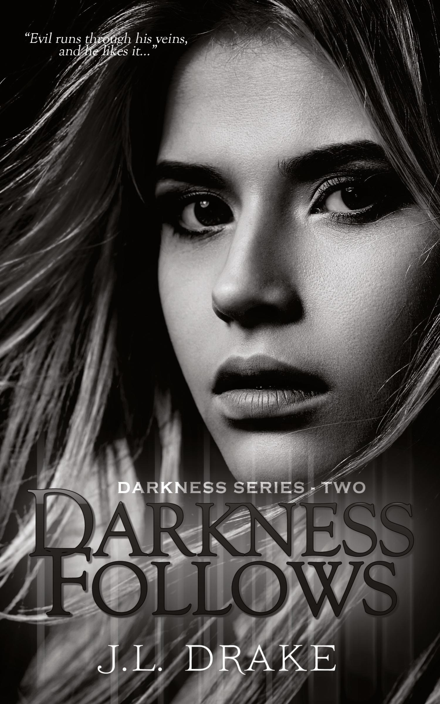 Vorderes Coverbild Darkness Follows