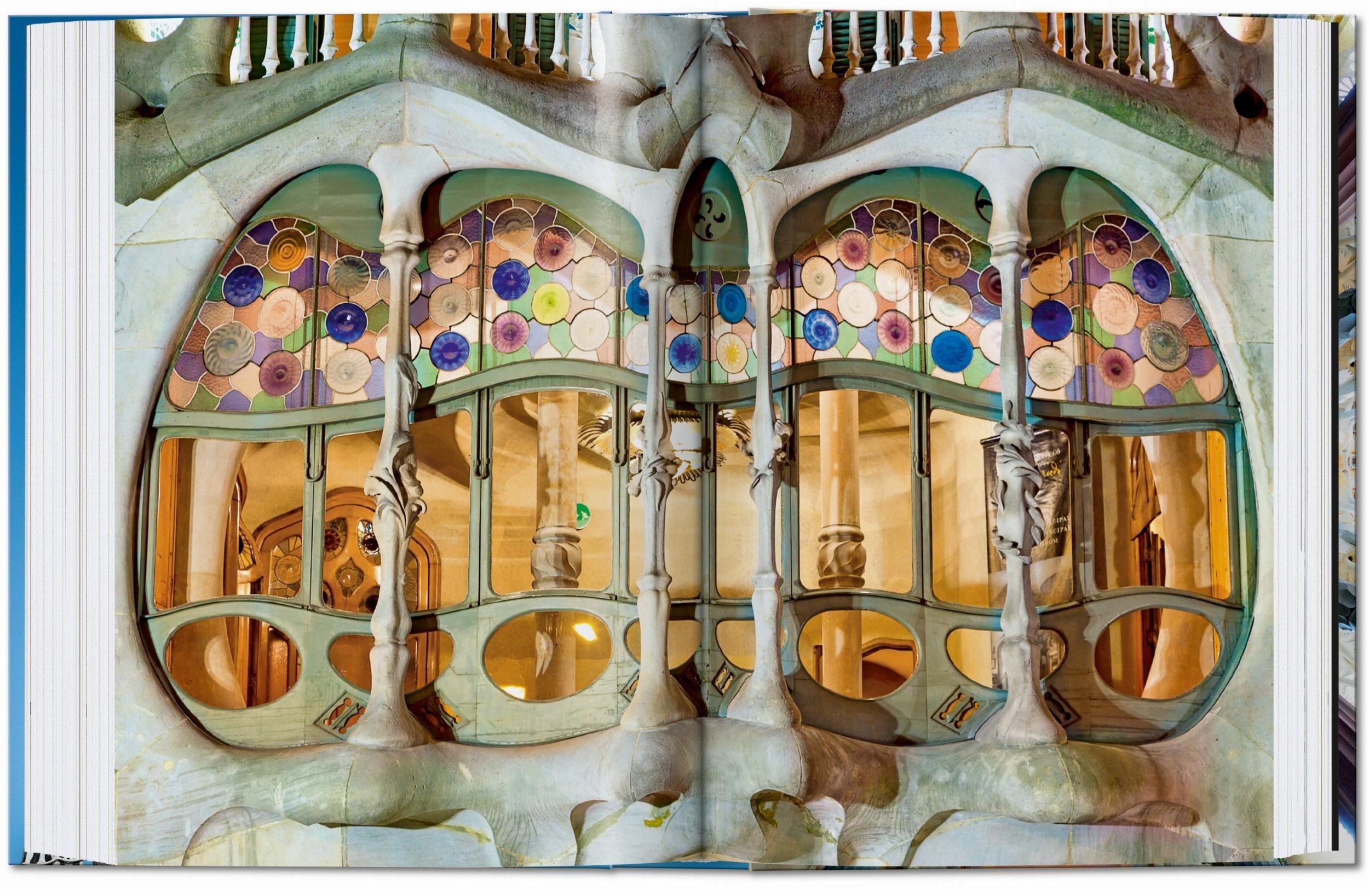 Beispielinhalt (Bild) Gaudí. Das vollständige Werk. 40th Ed.