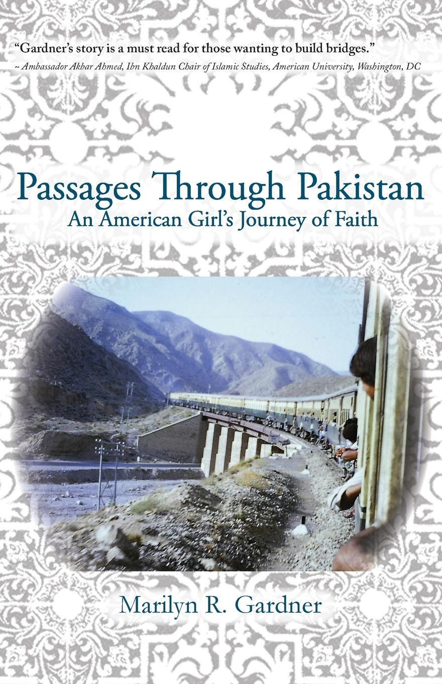 Vorderes Coverbild Passages Through Pakistan