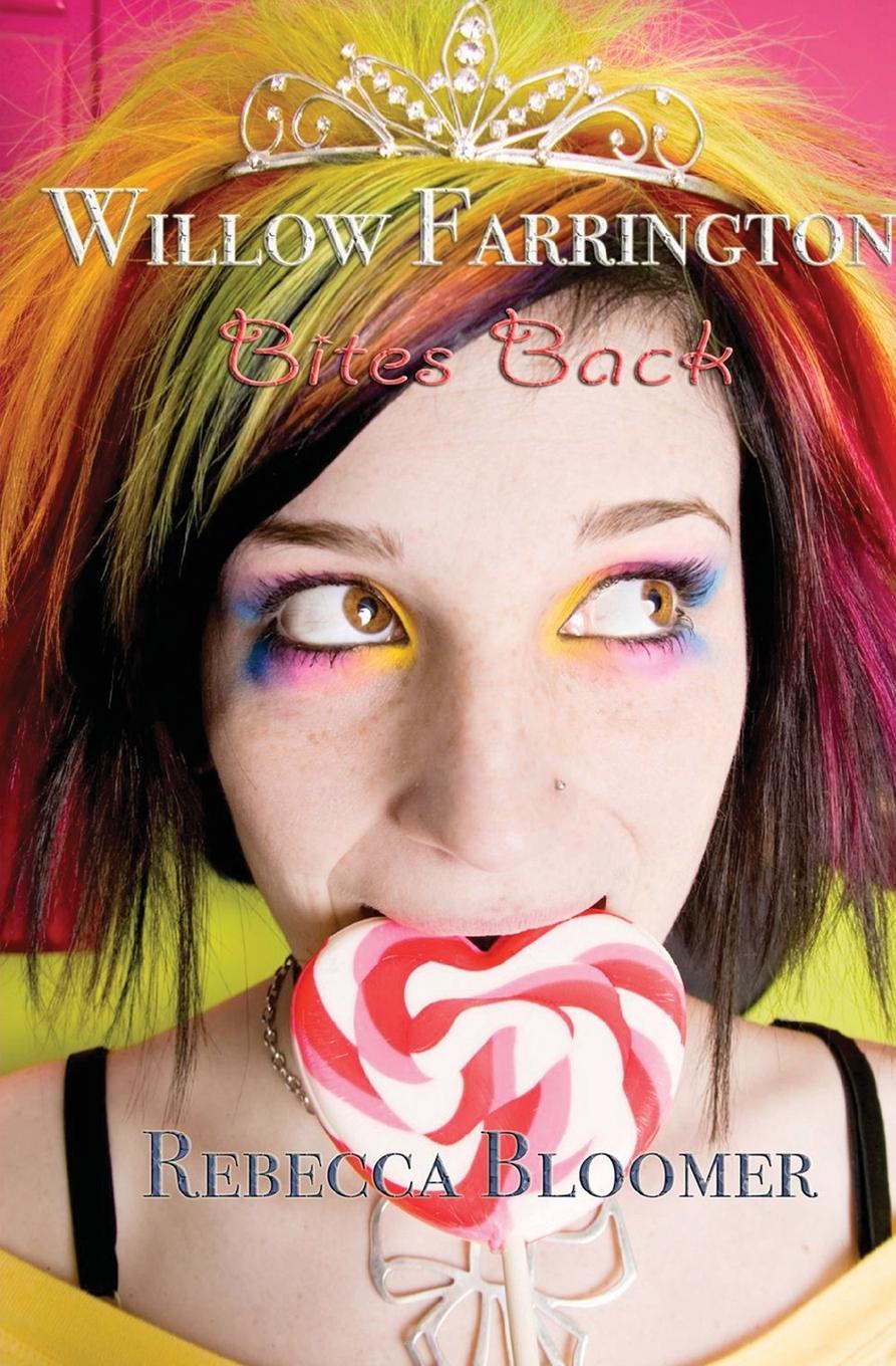 Vorderes Coverbild Willow Farrington Bites Back