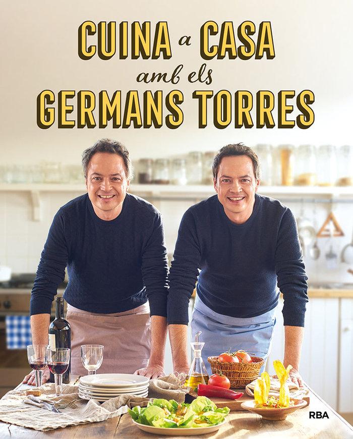 Vorderes Coverbild Cuina a casa amb els germans Torres