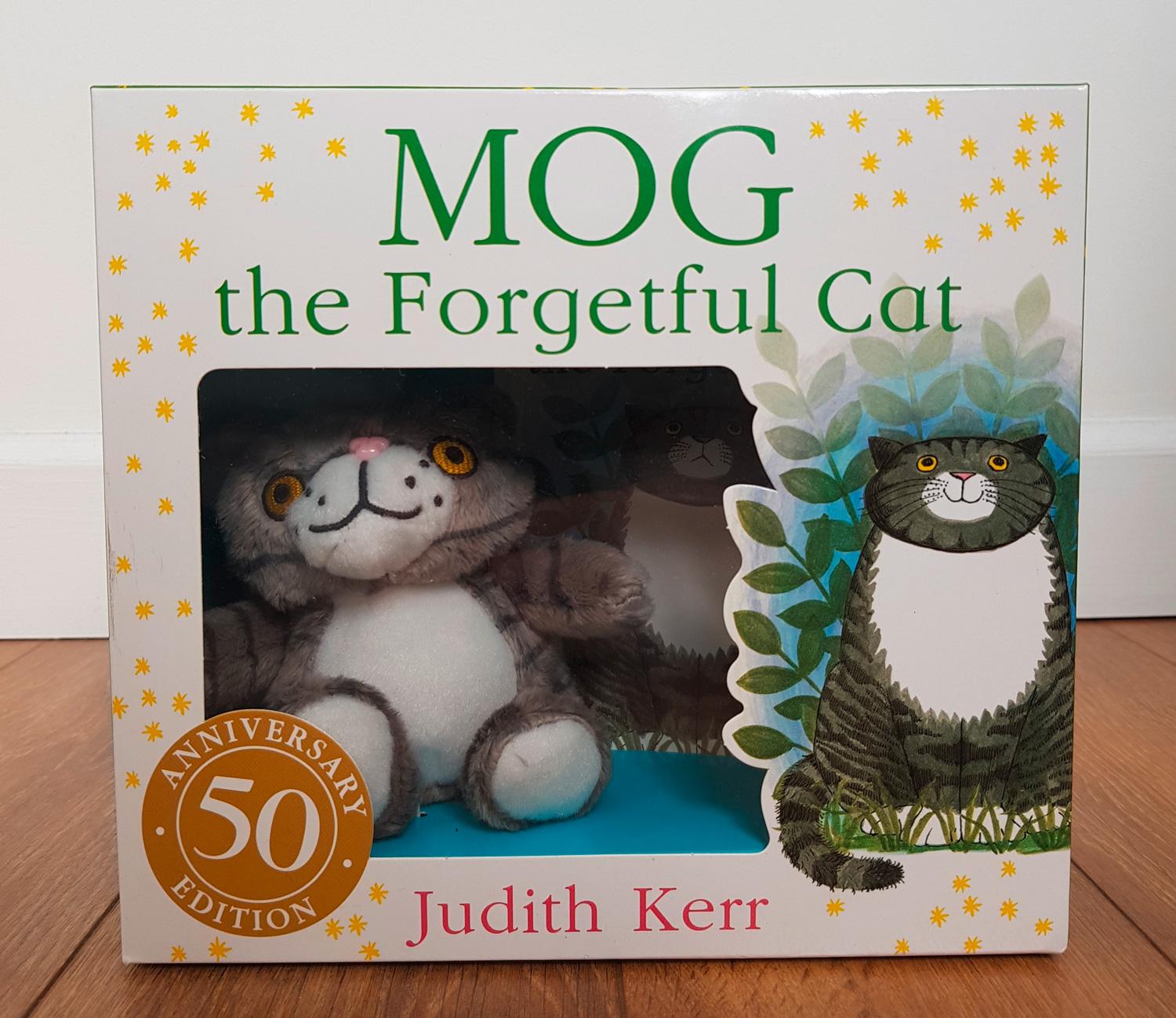 Beispielinhalt (Bild) Mog the Forgetful Cat Book and Toy Gift Set