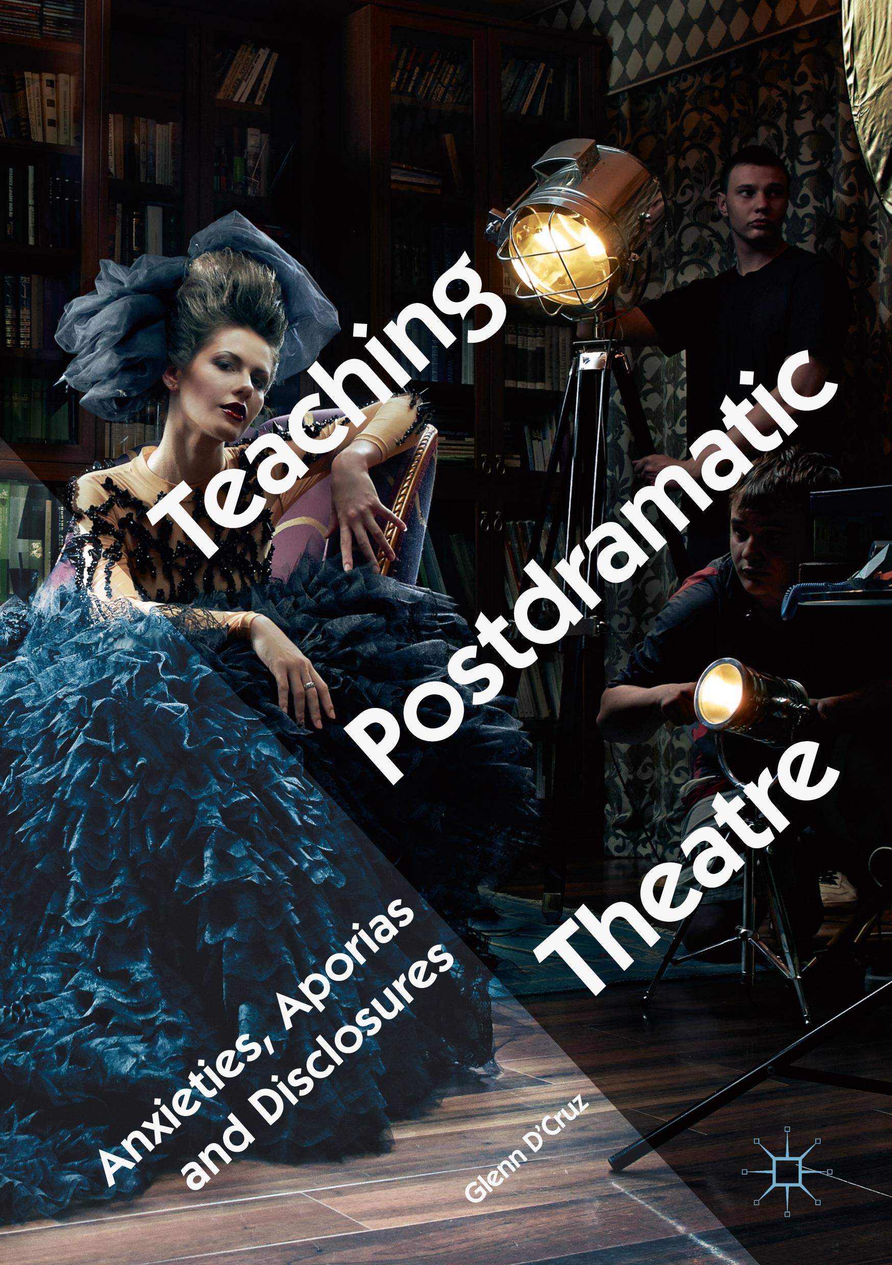 Vorderes Coverbild Teaching Postdramatic Theatre