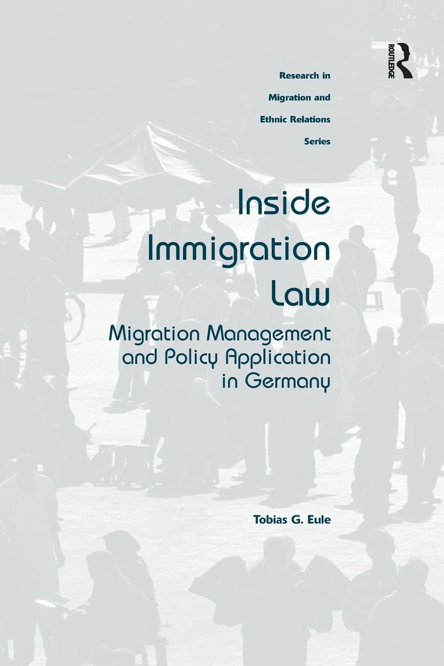 Vorderes Coverbild Inside Immigration Law