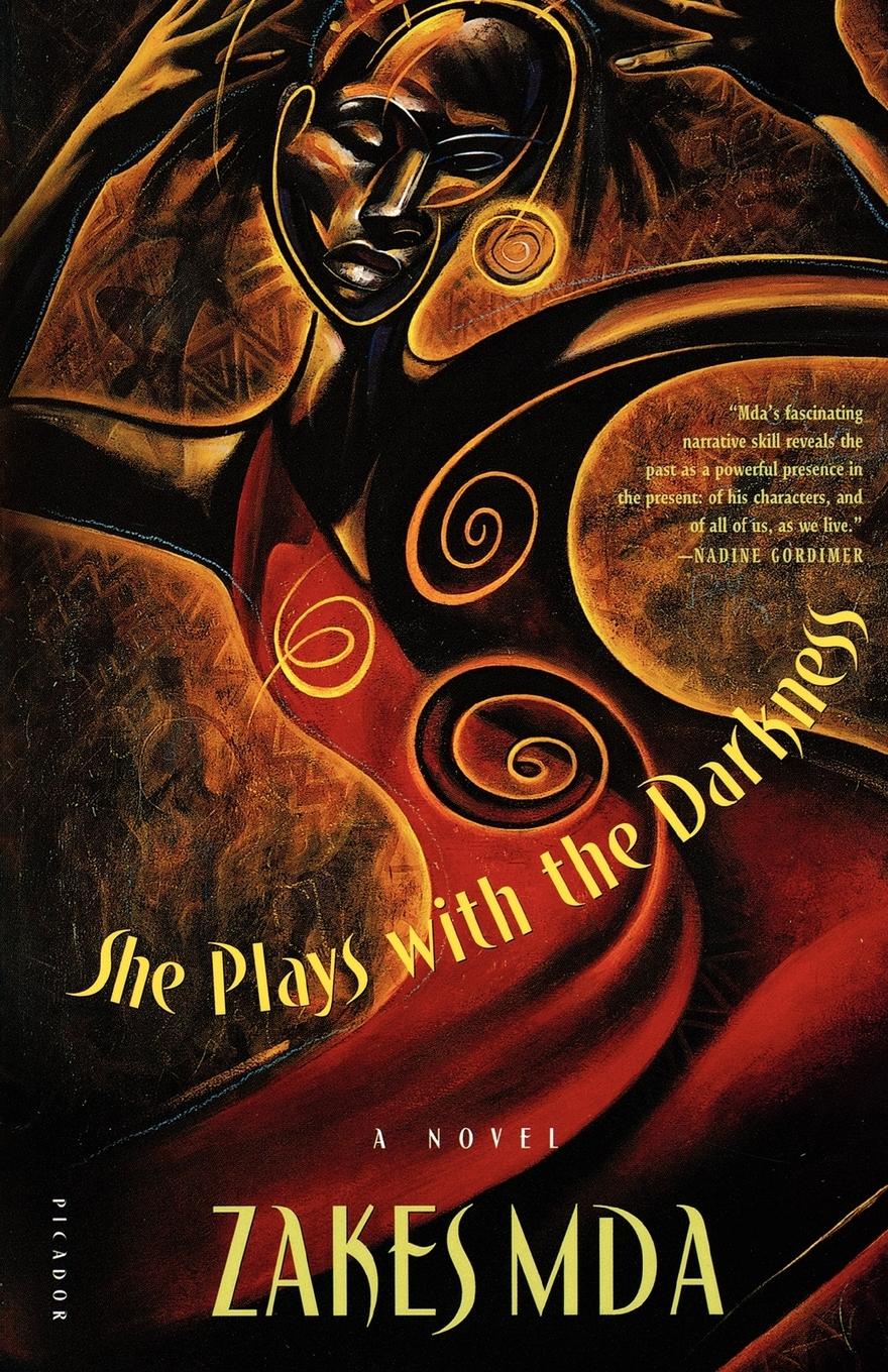 Vorderes Coverbild She Plays with the Darkness