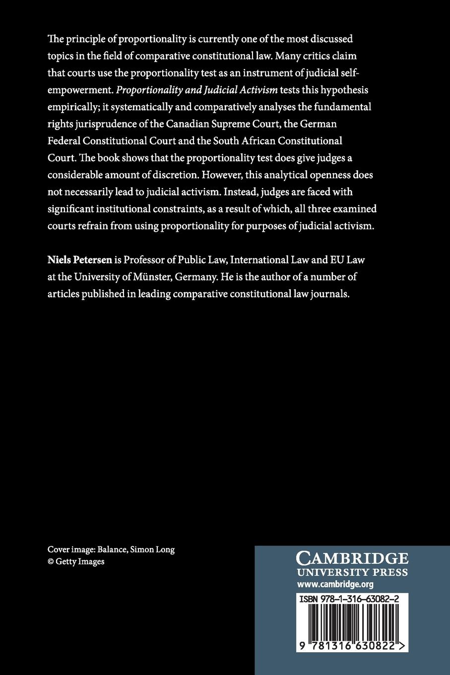 Rückseitencover Proportionality and Judicial Activism